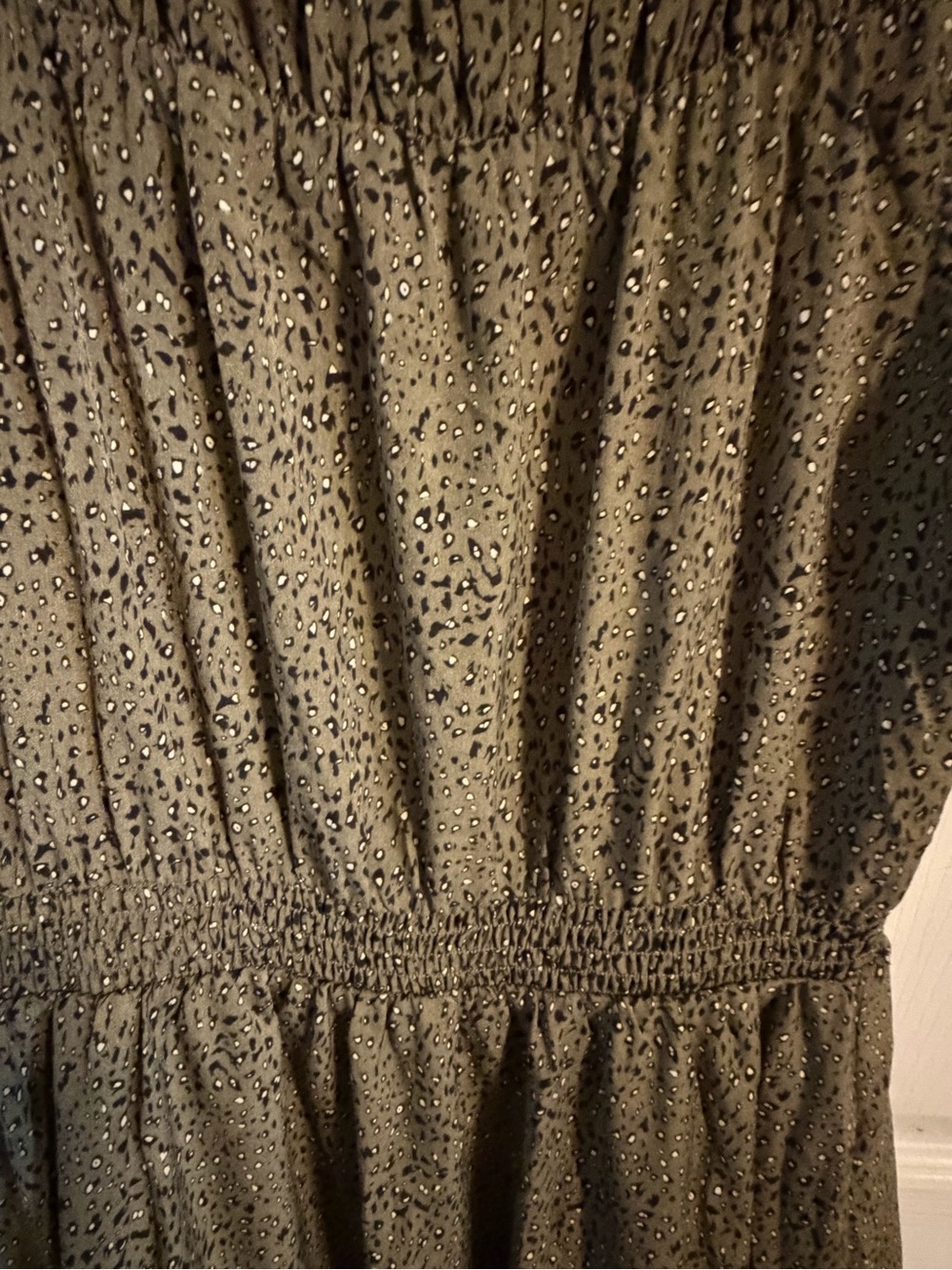 THML Smocked Neck Animal Print MIDI Dress - Picture 3 of 4